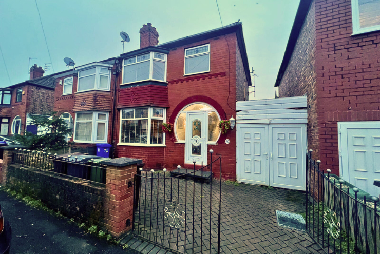 3 bed semi-detached house for sale in Belford Avenue, Manchester M34, £180,000