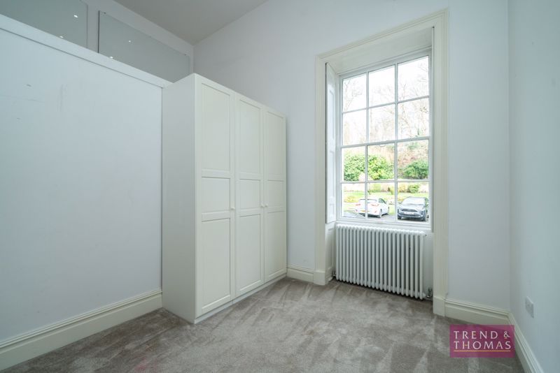 3 bed flat for sale in Loudwater Drive, Rickmansworth WD3, £750,000