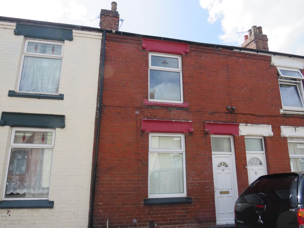 2 bed terraced house to rent in Peaton Street, North Ormesby, Middlesbrough TS3, £575 pcm