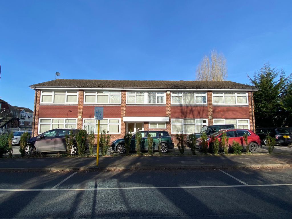 Office for sale in Southon House, Station Approach, Edenbridge TN8, £600,000