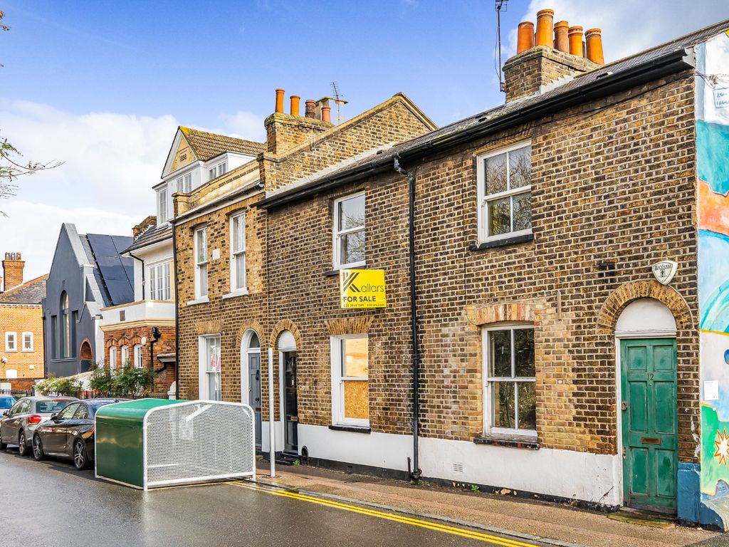2 bed terraced house for sale in Watsons Street, London SE8, £500,000