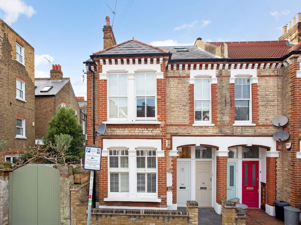 2 bed flat for sale in Salvin Road, Putney, London SW15, £895,000