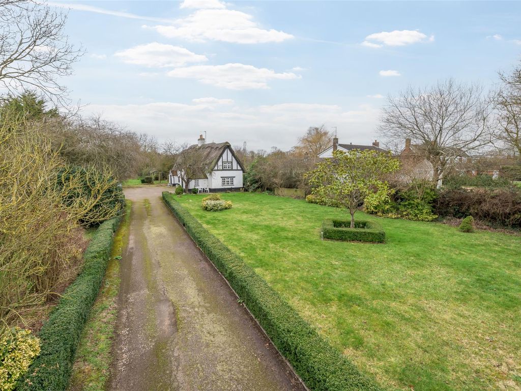 4 bed cottage for sale in Green End, Little Staughton, Bedford MK44, £500,000