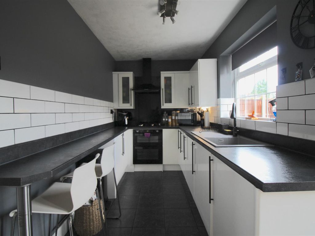 3 bed semi-detached house for sale in Felton Croft, Stechford, Birmingham B33, £215,000