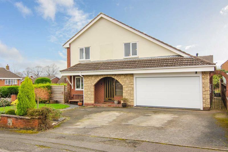 4 bed detached house for sale in Wedgewood Close, Chase Terrace, Burntwood WS7, £495,000