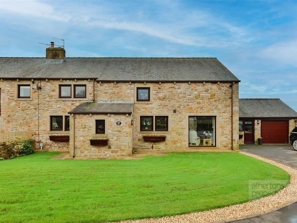 4 bed barn conversion for sale in Neddy Lane, Billington, Ribble Valley BB7, £795,000