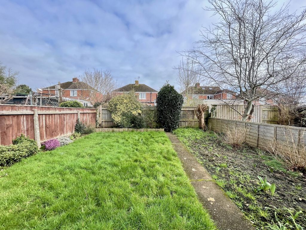 2 bed bungalow for sale in Kingsley Avenue, Exeter EX4, £270,000