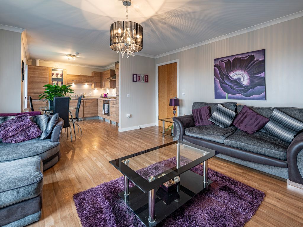 2 bed flat for sale in Blackbraes Avenue, East Kilbride, Glasgow G74, £145,000