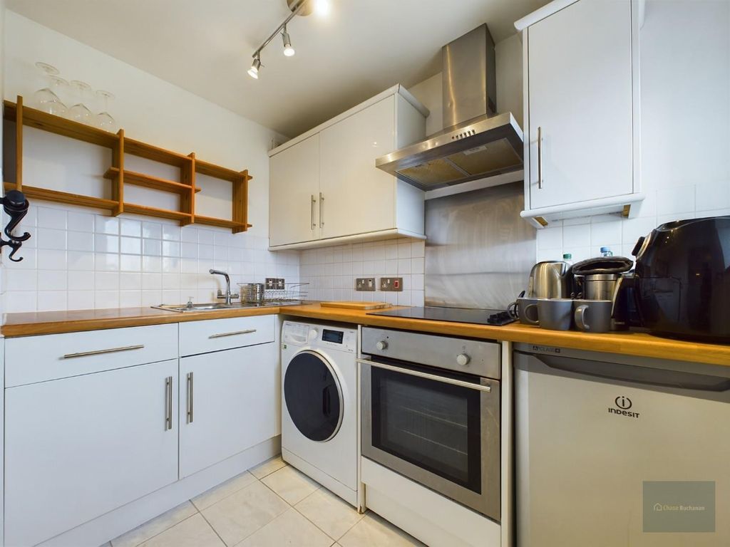 1 bed flat to rent in Newtown, Bradford-On-Avon BA15, £725 pcm