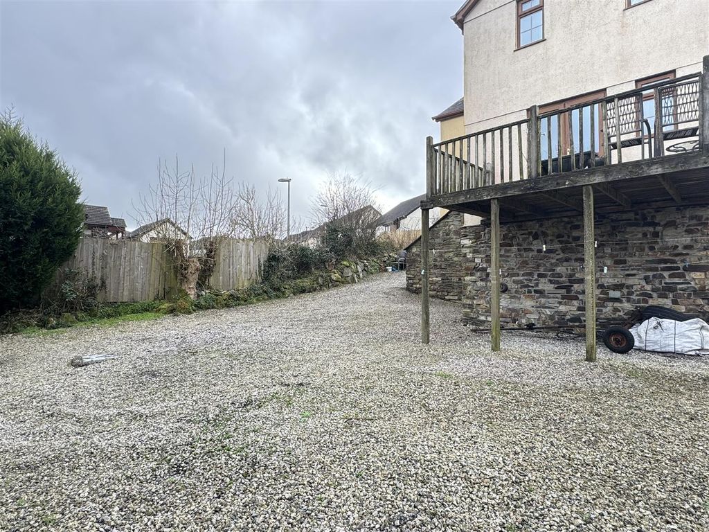 4 bed detached house for sale in Bridges, Luxulyan, Bodmin PL30, £475,000