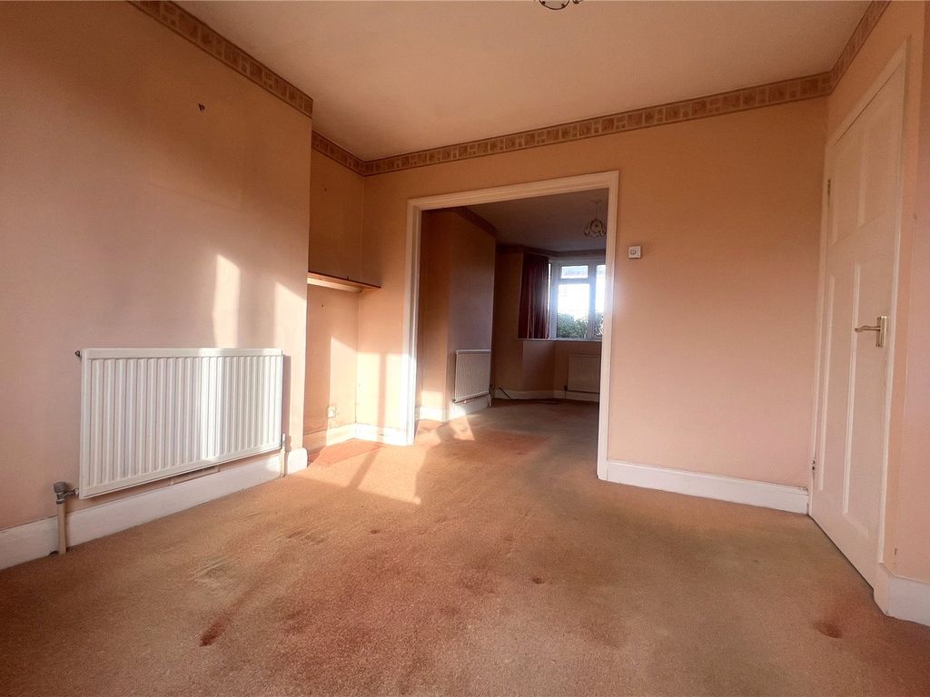 2 bed detached house for sale in Sandford Road, Aldershot, Hampshire GU11, £375,000