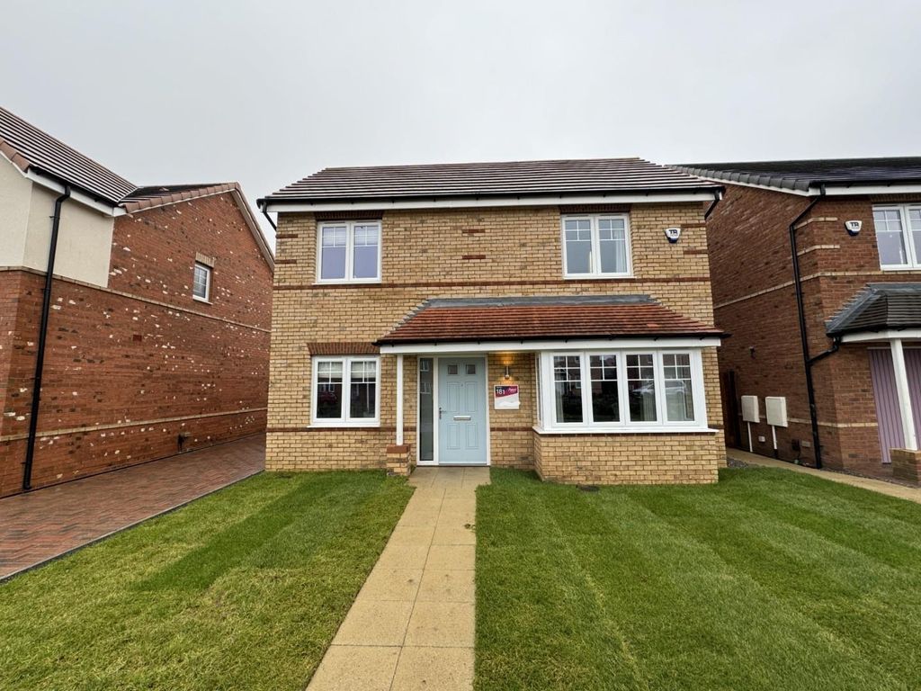 4 bed property for sale in Summerville Avenue, Stockton-On-Tees TS19, £260,000