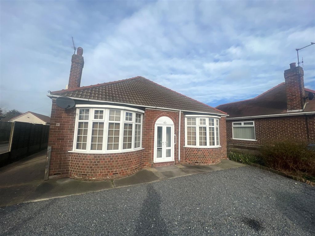 3 bed bungalow for sale in Thorn Road, Hedon, Hull HU12, £265,000