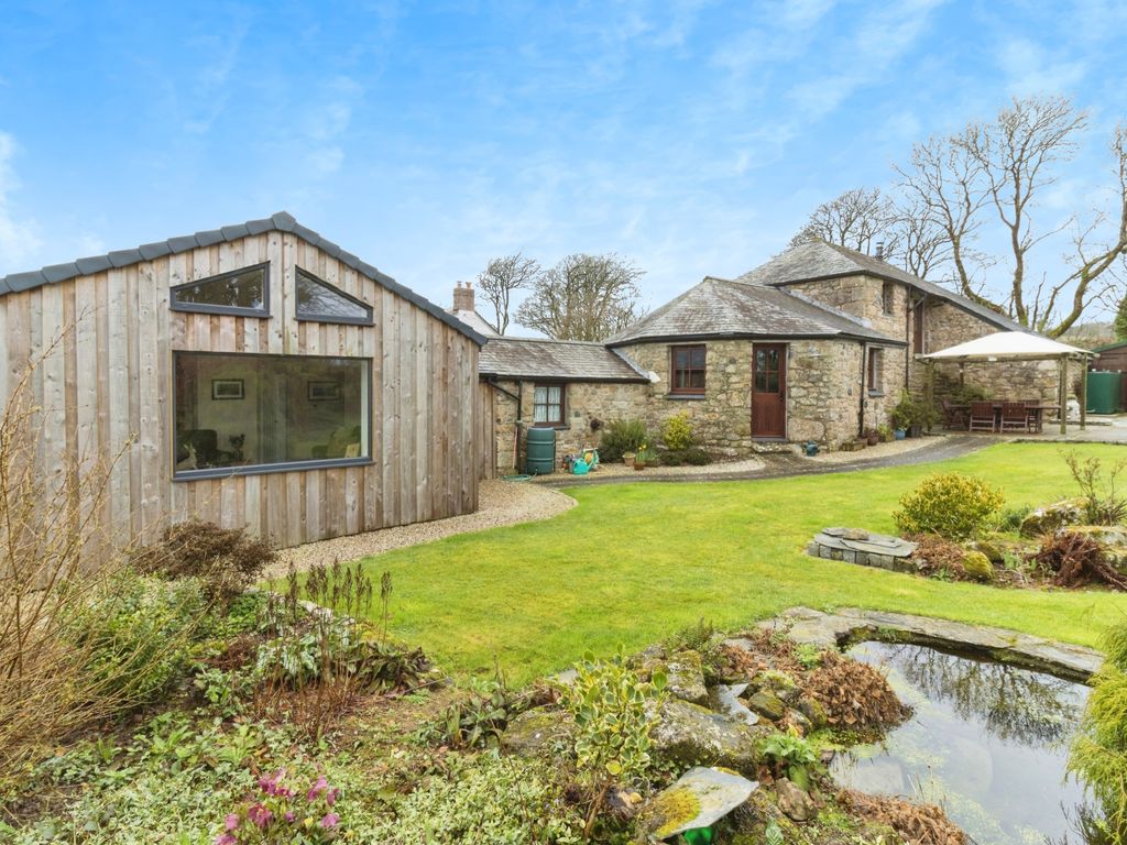 4 bed detached house for sale in Fenton Pitts, Bodmin PL30, £875,000