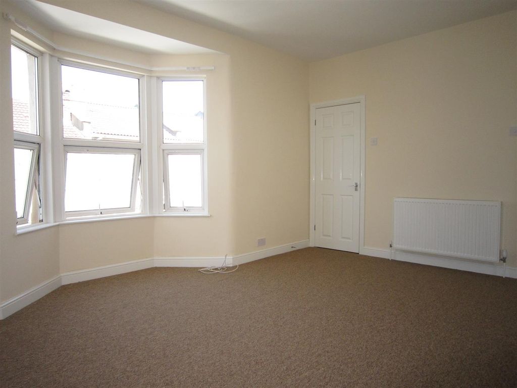 2 bed end terrace house to rent in Salisbury Street, Barton Hill, Bristol BS5, £1,275 pcm