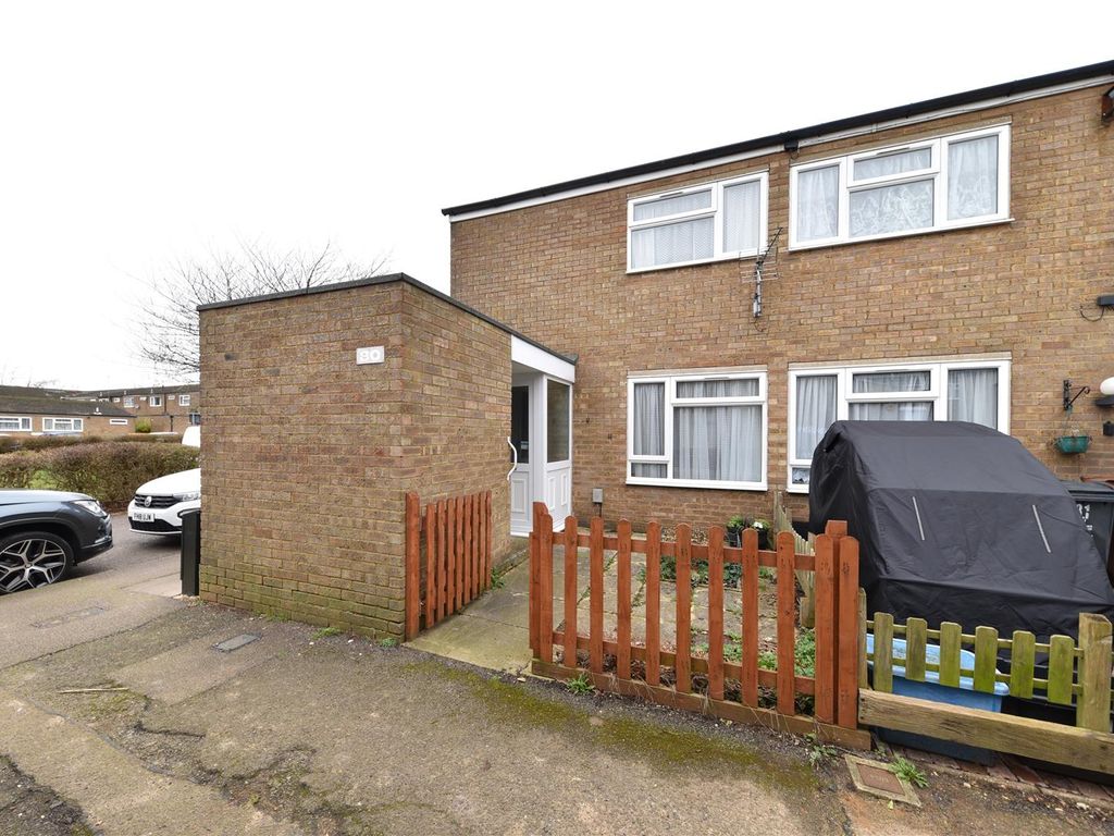 2 bed end terrace house for sale in Ely Close, Stevenage SG1, £250,000