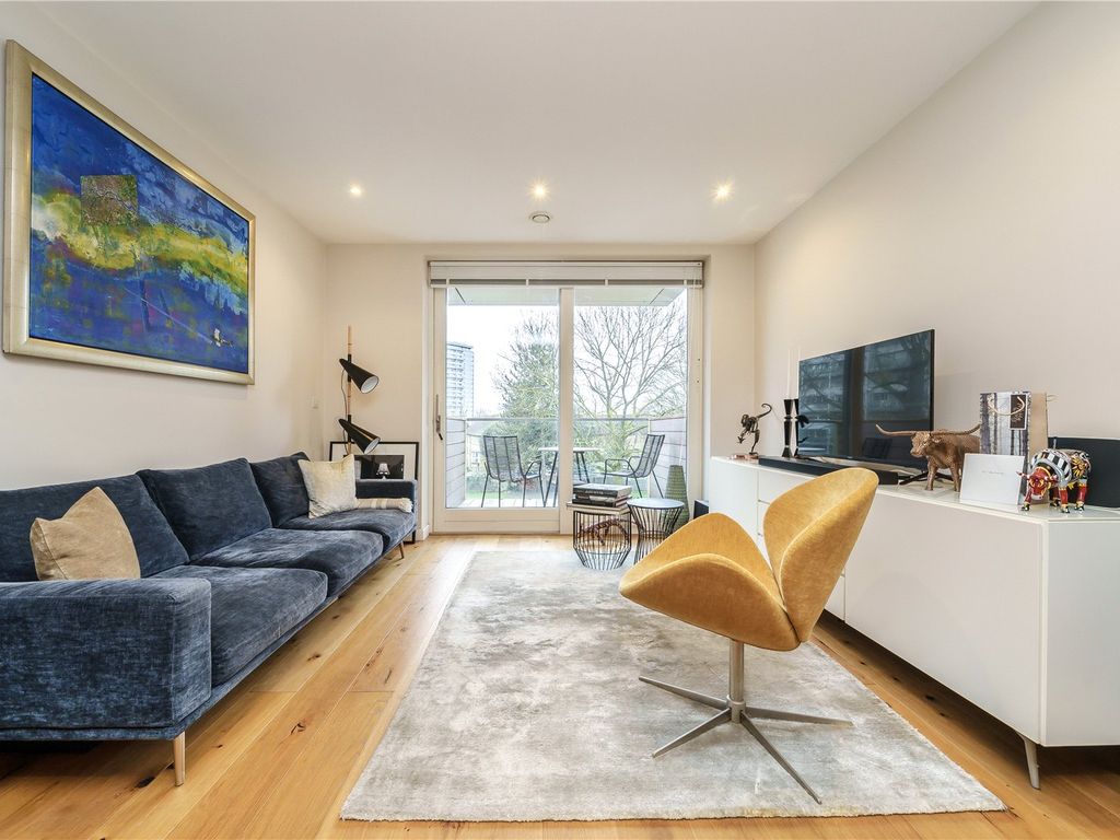 1 bed flat for sale in Waterfront Apartments, 82 Amberley Road, London W9, £595,000