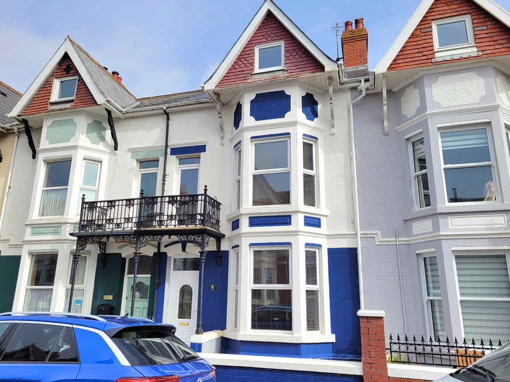 5 bed terraced house for sale in Esplanade Avenue, Porthcawl CF36, £495,000