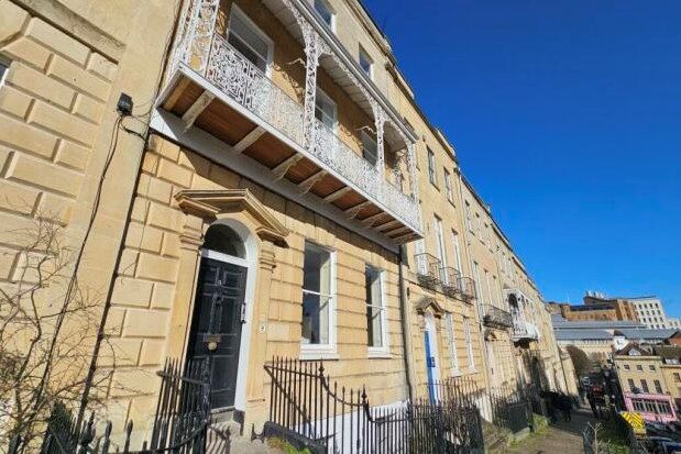 2 bed flat to rent in Charlotte Street, Bristol BS1, £1,600 pcm