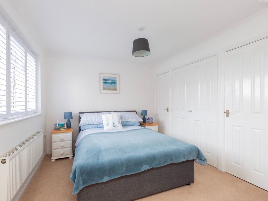 4 bed detached house for sale in Thurstin Way, Gillingham SP8, £460,000