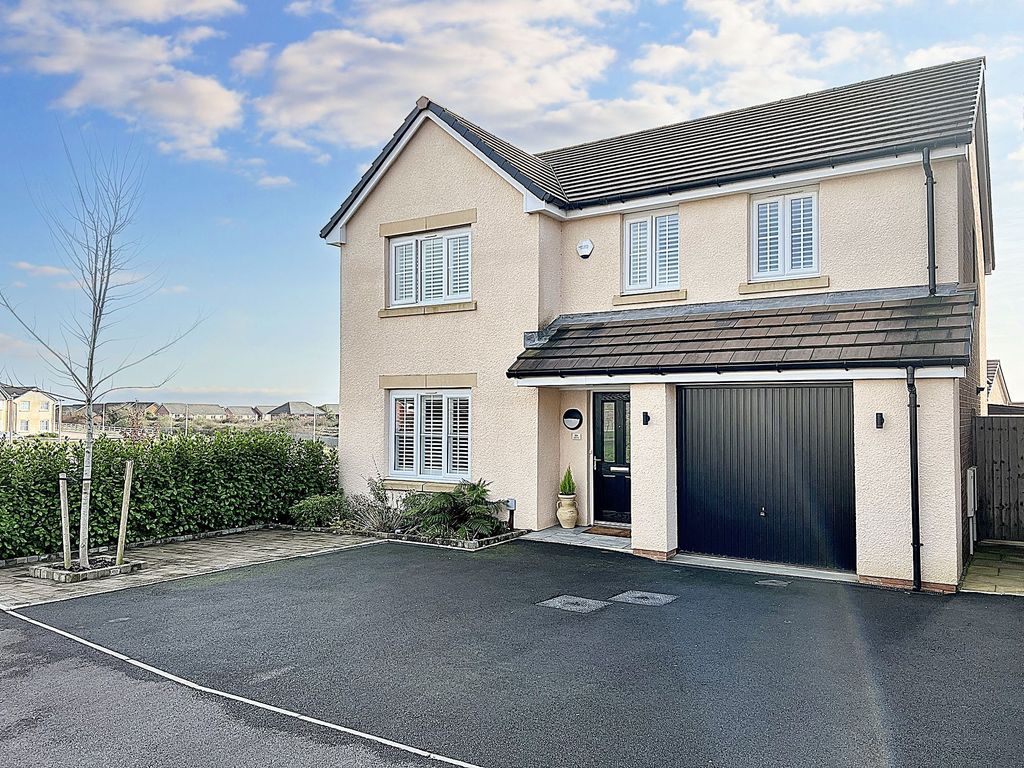 4 bed detached house for sale in Railway Road, Rhoose CF62, £410,000