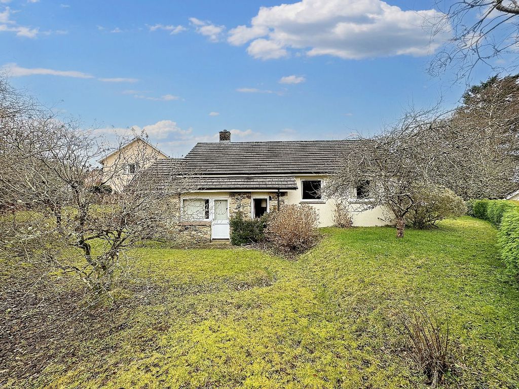 3 bed detached bungalow for sale in Oaklands Park, Hatherleigh Road, Okehampton EX20, £385,000