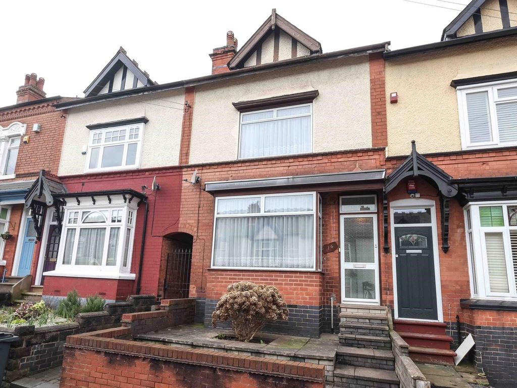 3 bed terraced house for sale in Pargeter Road, Smethwick, West Midlands B67, £260,000