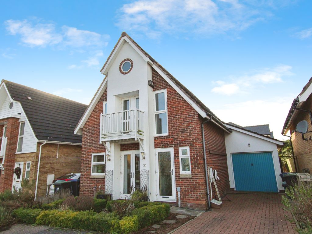 3 bed detached house for sale in Ward Way, Witchford, Ely, Cambridgeshire CB6, £360,000