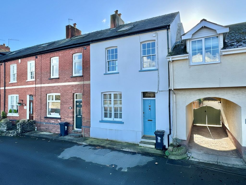 3 bed terraced house for sale in Isca Road, Caerleon, Newport NP18, £390,000