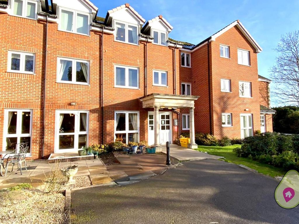 1 bed flat for sale in Milward Court, Warwick Road, Reading, Berkshire RG2, £80,000