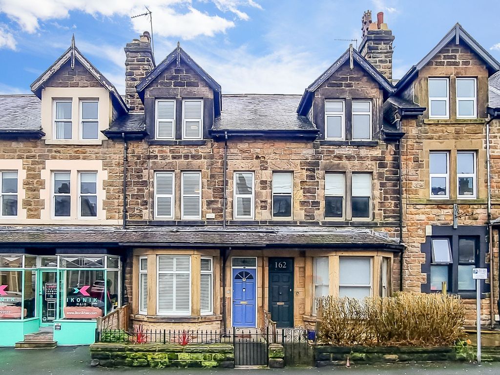 4 bed terraced house for sale in Kings Road, Harrogate HG1, £450,000