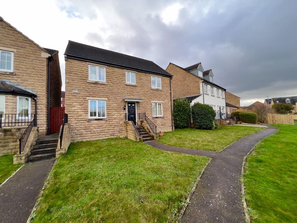 4 bed detached house for sale in Long Pye Close, Woolley Grange, Barnsley S75, £410,000