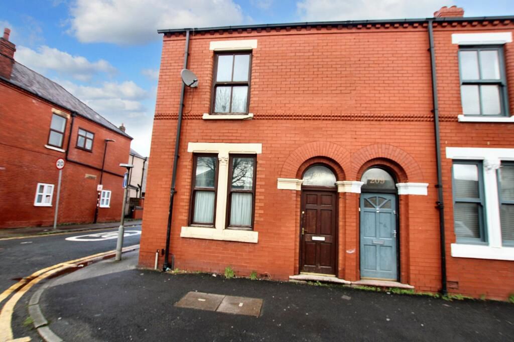 3 bed terraced house for sale in Chapel Street, Leigh WN7, £60,000