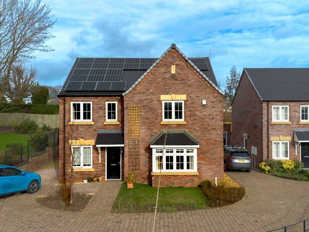 4 bed detached house for sale in Saxon Avenue, Dore S17, £750,000