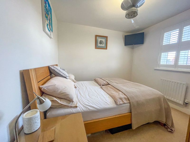 3 bed detached house for sale in Chestnut Avenue, Silsoe, Bedford MK45, £485,000