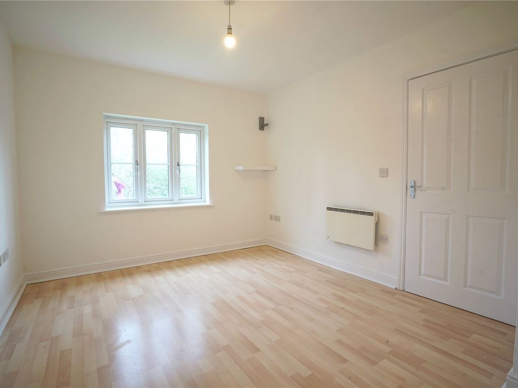 2 bed flat for sale in Garden Close, Rotherham, South Yorkshire S60, £110,000