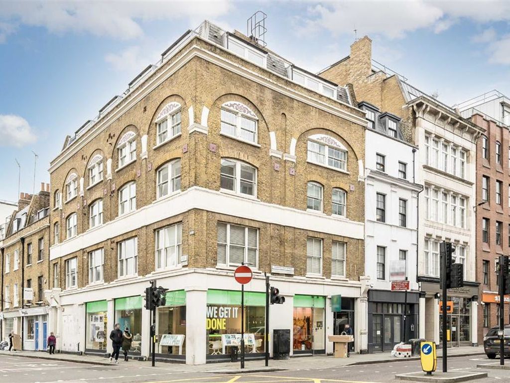 2 bed flat for sale in Borough High Street, London SE1, £750,000
