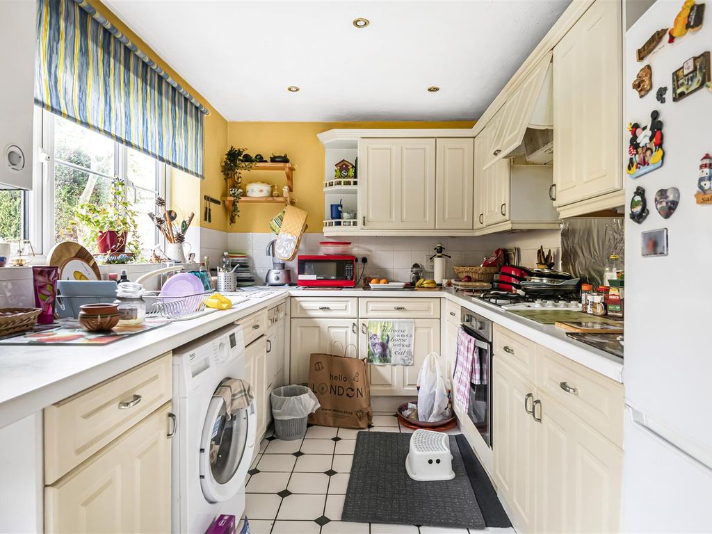 4 bed semi-detached house for sale in Coltsfoot Close, Burghfield Common, Reading RG7, £465,000