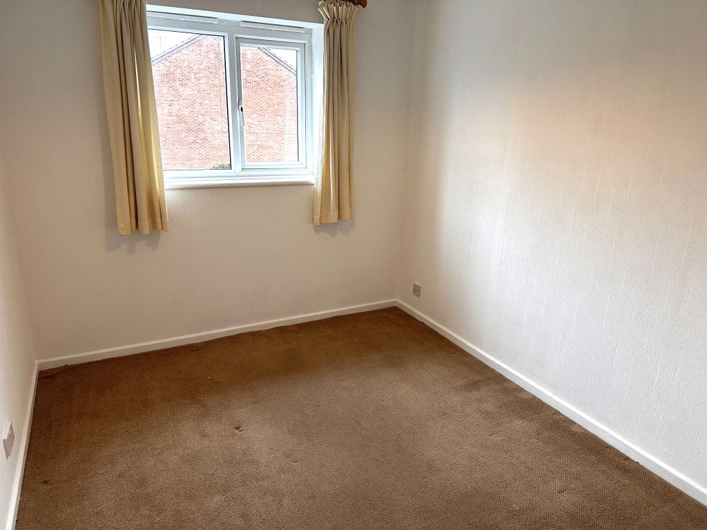 2 bed terraced house to rent in Rufford Close, Alcester B49, £875 pcm