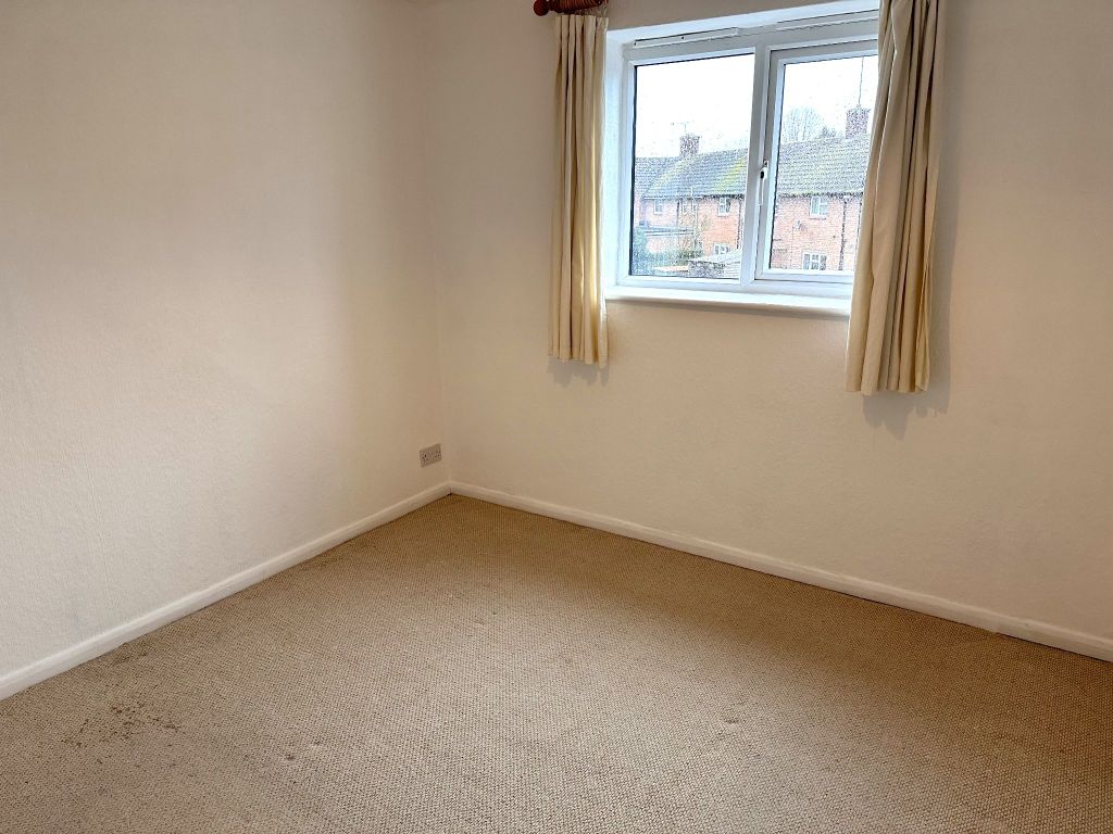 2 bed terraced house to rent in Rufford Close, Alcester B49, £875 pcm