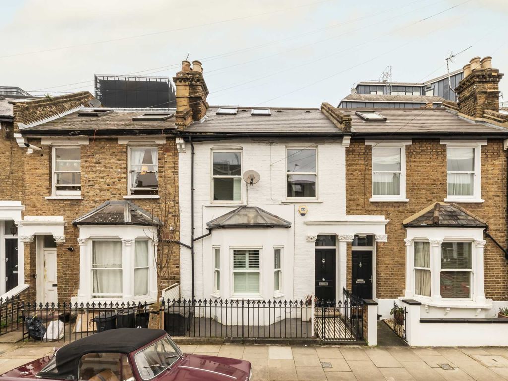 3 bed property for sale in Yeldham Road, London W6, £1,195,000