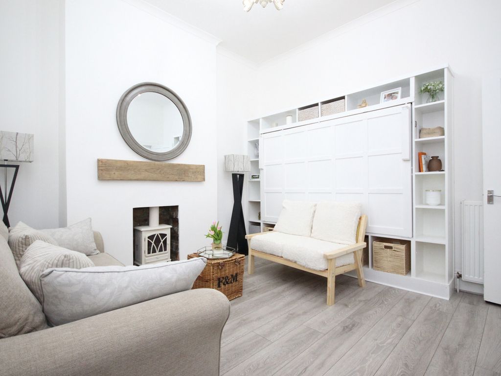 1 bed flat for sale in Calder Street, Coatbridge ML5, £50,000