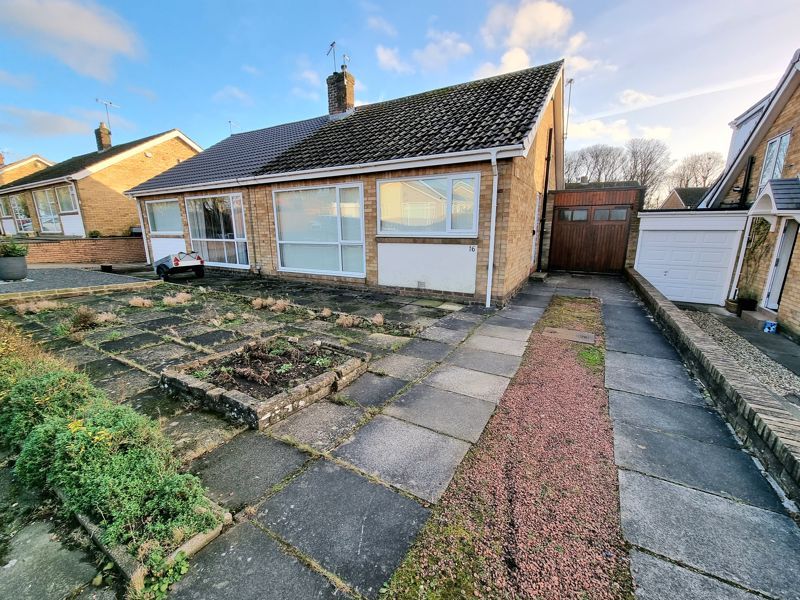 2 bed bungalow for sale in Antonine Walk, Heddon-On-The-Wall, Newcastle Upon Tyne NE15, £240,000
