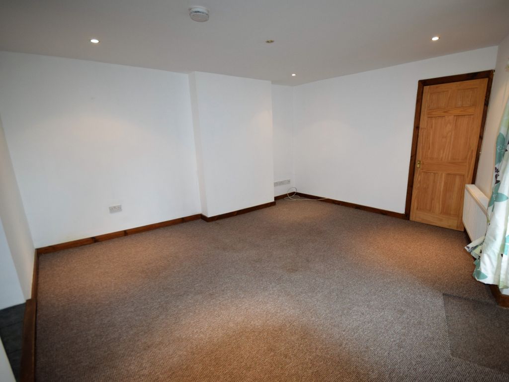 2 bed flat to rent in Queen Street, Aspatria, Wigton CA7, £420 pcm