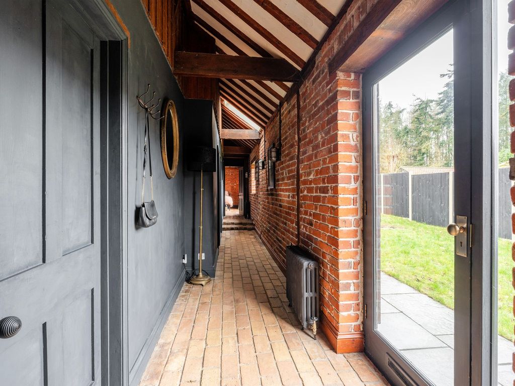 3 bed barn conversion for sale in Weston Hall Road, Weston Longville, Norwich NR9, £450,000