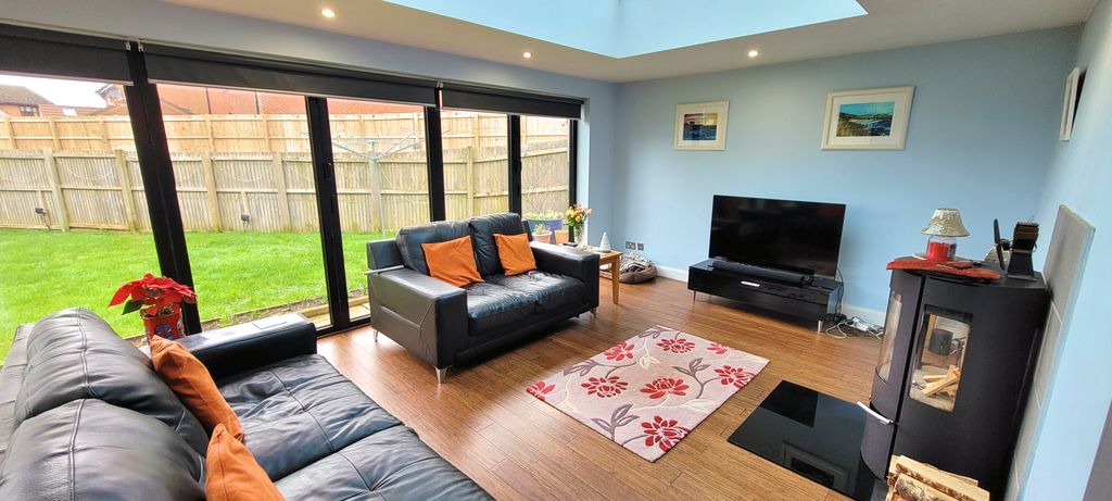 3 bed detached house for sale in Cypress Gardens, Newton, Porthcawl CF36, £410,000