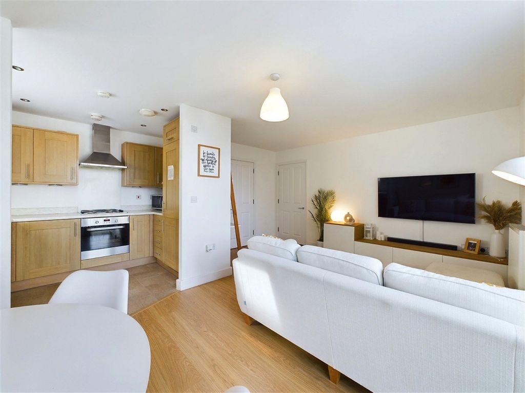 1 bed flat for sale in Eirene Road, Goring-By-Sea, Worthing BN12, £260,000