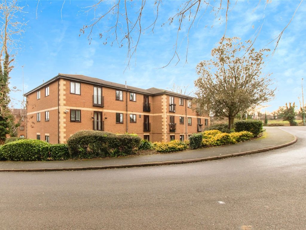 1 bed flat for sale in Winston Close, Greenhithe, Kent DA9, £175,000