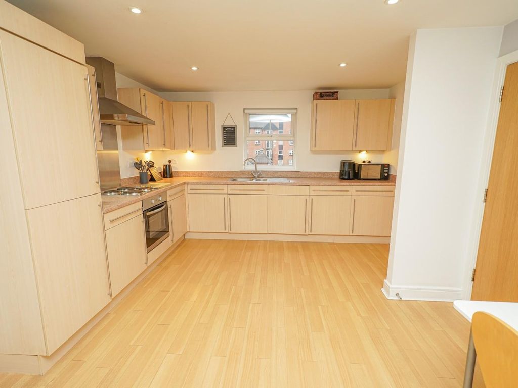 2 bed flat for sale in The Wharf, Linslade, Leighton Buzzard LU7, £220,000