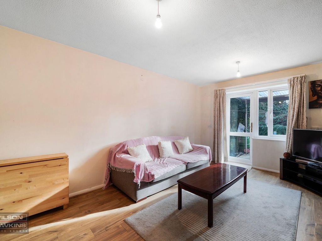 2 bed flat for sale in Farmborough Close, Harrow HA1, £206,000